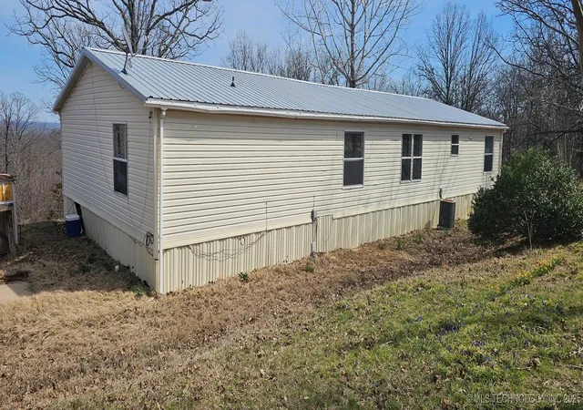 Photo 3 of Manufactured home for sale at 100989 S 4533 Road W, Vian, OK 74962 | MLS# 2550732 | Listing updated on 2026-08-20
