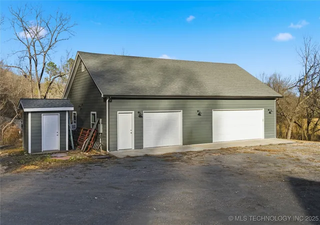 Homes for sale in Tahlequah, OK | 9133 Hwy 10, Tahlequah, OK 74464 | MLS# 2550683