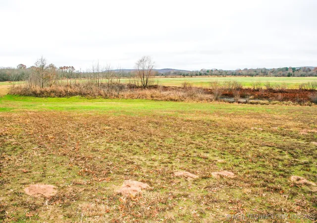 2nd image of 3 1120, Eufaula, OK 74432 | MLS# 2550793
