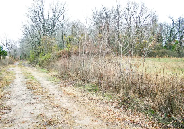 4th image of 3 1120, Eufaula, OK 74432 | MLS# 2550793