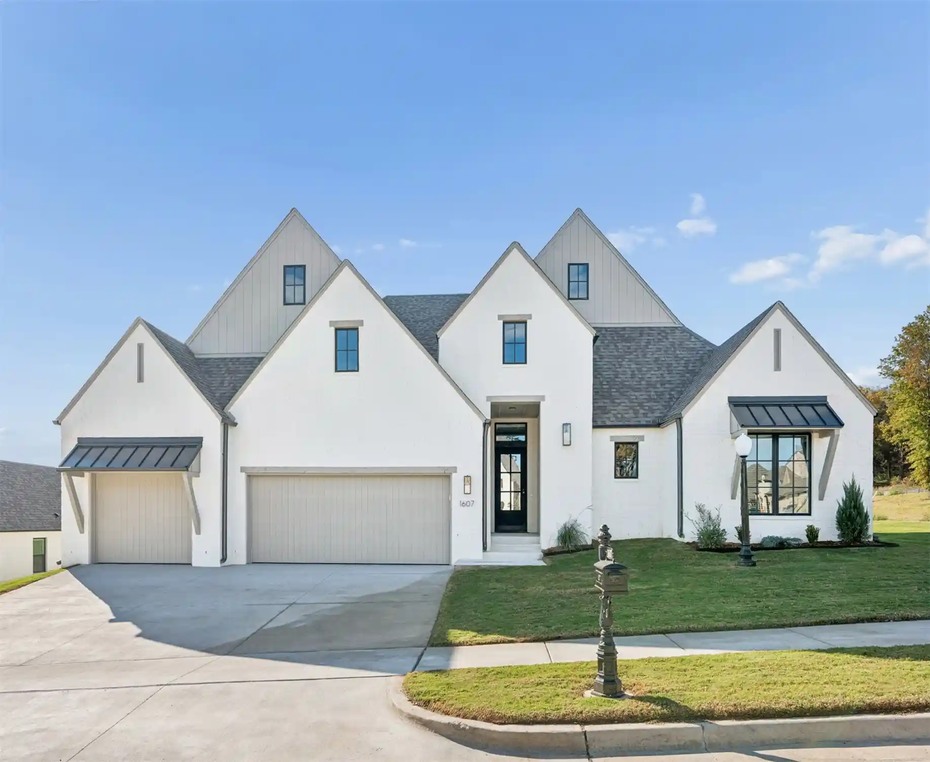 Single family home for sale at 1607 Pinecrest Dr, Claremore, OK 74017 | MLS# 2550826
