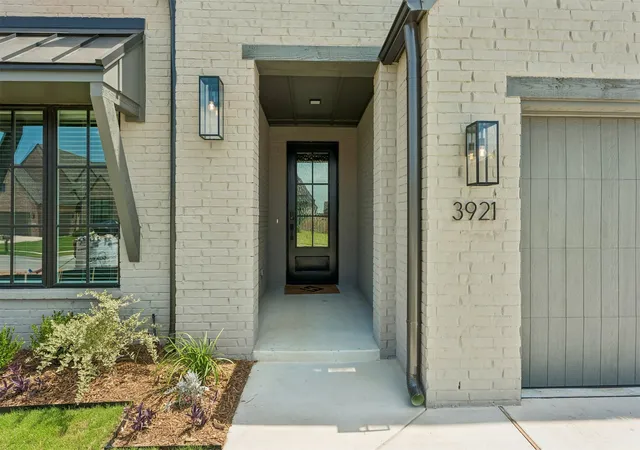 Photo 4 of Single family home for sale at 3921 S Elder Blvd, Broken Arrow, OK 74011 | MLS# 2550837 | Listing updated on 2026-09-01
