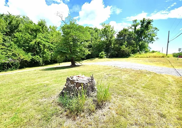 Photo 1 of Land for sale at 403 S Bluff Ave, Tahlequah, OK 74464 | MLS# 2550845 | Listing updated on 2025-12-23