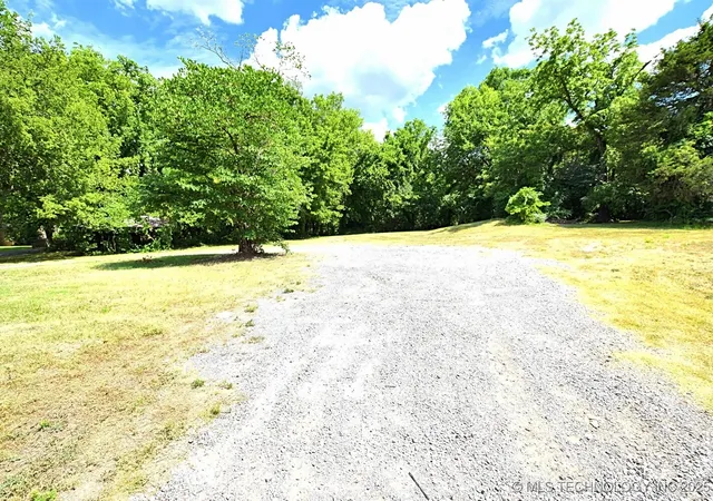 Photo 4 of Land for sale at 403 S Bluff Ave, Tahlequah, OK 74464 | MLS# 2550845 | Listing updated on 2025-12-23