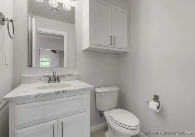 4th image of 1605 Pinecrest Dr, Claremore, OK 74017 | MLS# 2550919