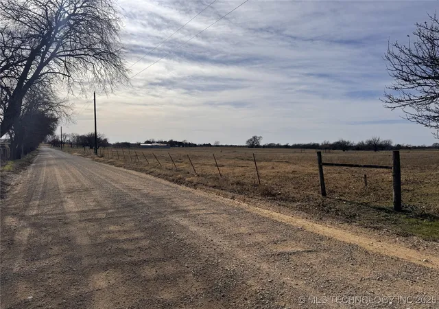 Homes for sale in Calera, OK | 311 Jack Rabbit Rd, Calera, OK 74730 | MLS# 2550975
