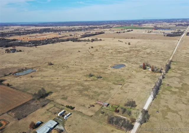 Homes for sale in Calera, OK | 311 Jack Rabbit Rd, Calera, OK 74730 | MLS# 2550975