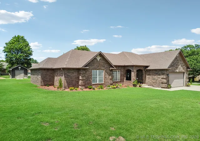 Homes for sale in Okmulgee, OK | 2207 Fieldstone Ct, Okmulgee, OK 74447 | MLS# 2551106