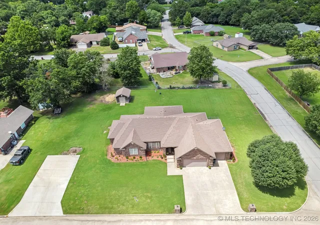 Homes for sale in Okmulgee, OK | 2207 Fieldstone Ct, Okmulgee, OK 74447 | MLS# 2551106