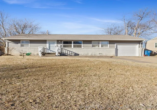 Homes for sale in Tulsa, OK | 4912 N Saint Louis Ave, Tulsa, OK 74126 | MLS# 2551202