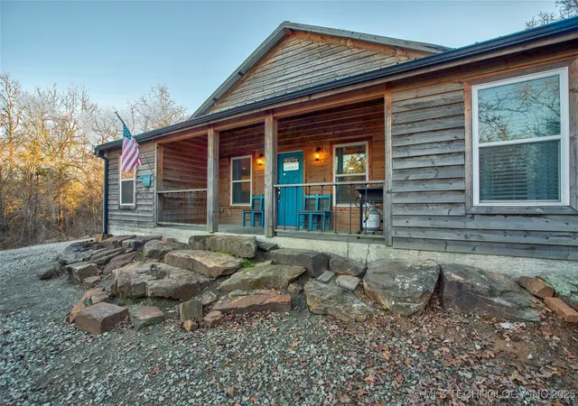 3rd image of 555 Williams Dr, Eufaula, OK 74432 | MLS# 2551297