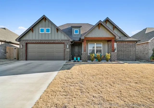 Photo 3 of Single family home for sale at 10723 S 280th East Ave, Coweta, OK 74429 | MLS# 2551182 | Listing updated on 2026-08-20