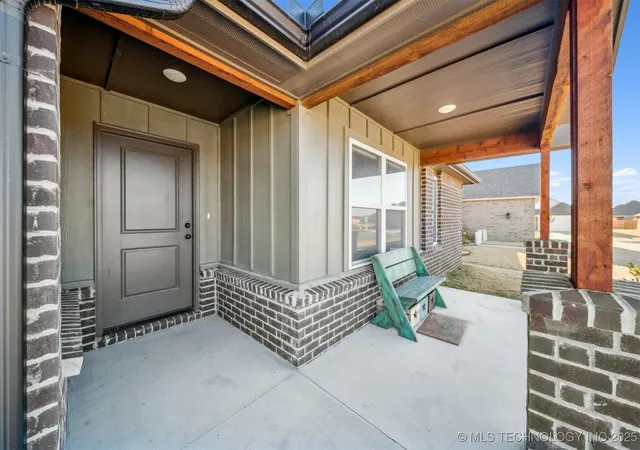 Photo 4 of Single family home for sale at 10723 S 280th East Ave, Coweta, OK 74429 | MLS# 2551182 | Listing updated on 2026-08-20