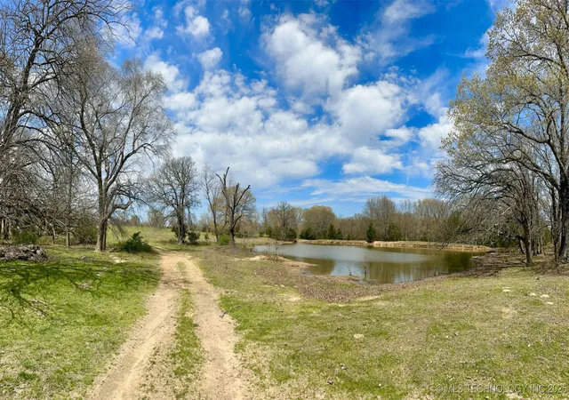 Homes for sale in Atoka, OK | 1397 E Allison Rd, Atoka, OK 74525 | MLS# 2550993