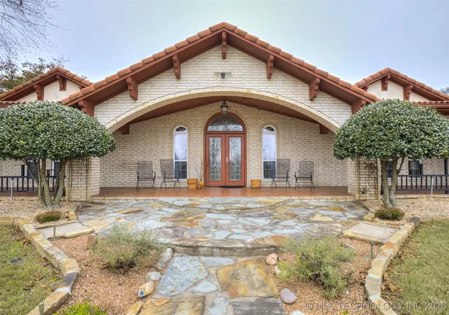 Photo 2 of Single family home for sale at 32825 E 740 Road, Wagoner, OK 74467 | MLS# 2600001 | Listing updated on 2026-08-20