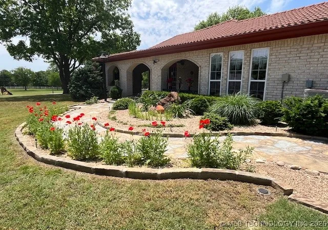 Photo 3 of Single family home for sale at 32825 E 740 Road, Wagoner, OK 74467 | MLS# 2600001 | Listing updated on 2026-08-20