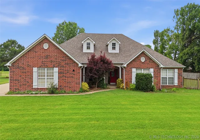 1st image of 120 S Madison Ave, Okmulgee, OK 74447 | MLS# 2600084
