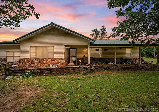Homes for sale in Vian, OK | 449315 Hwy 100, Vian, OK 74962 | MLS# 2600141