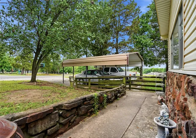Homes for sale in Vian, OK | 449315 Hwy 100, Vian, OK 74962 | MLS# 2600141