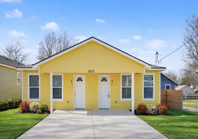 Photo 1 of Multi family home for sale at 1025 N Quincy Ave, Tulsa, OK 74106 | MLS# 2600127 | Listing updated on 2026-08-20