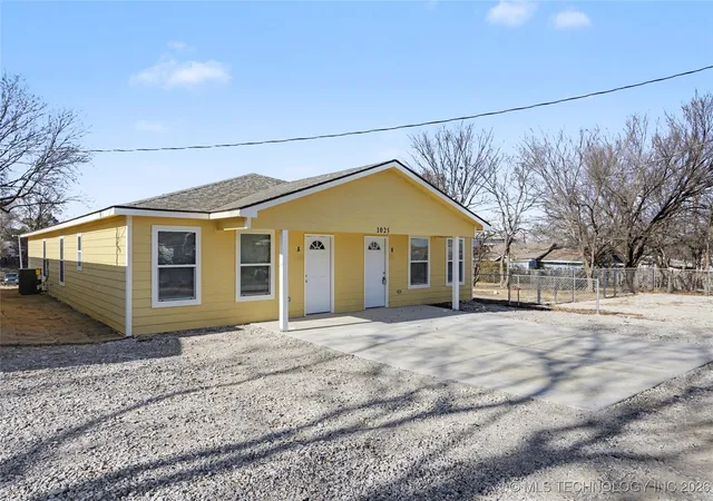 Photo 3 of Multi family home for sale at 1025 N Quincy Ave, Tulsa, OK 74106 | MLS# 2600127 | Listing updated on 2026-08-20