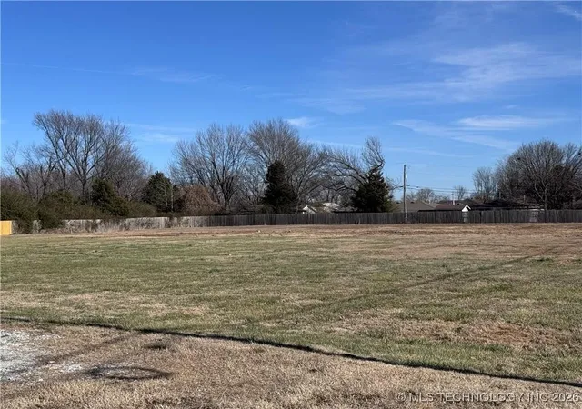 Photo 1 of Land for sale at E Kenwood, Siloam Springs, AR 72761 | MLS# 2600421 | Listing updated on 2026-08-21