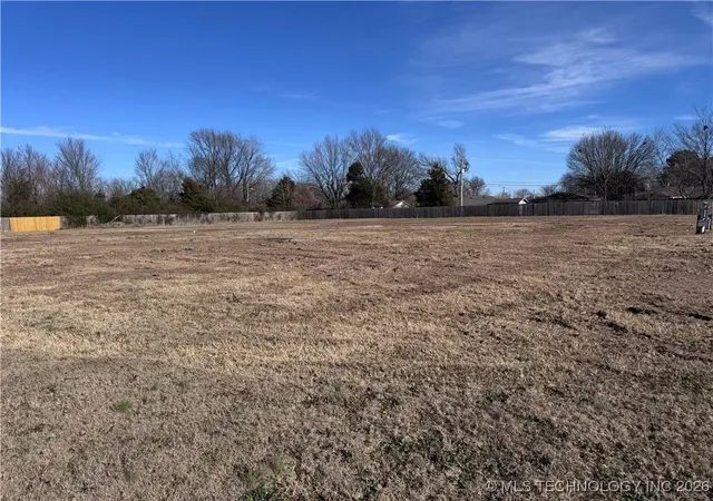 Photo 4 of Land for sale at E Kenwood, Siloam Springs, AR 72761 | MLS# 2600421 | Listing updated on 2026-08-21