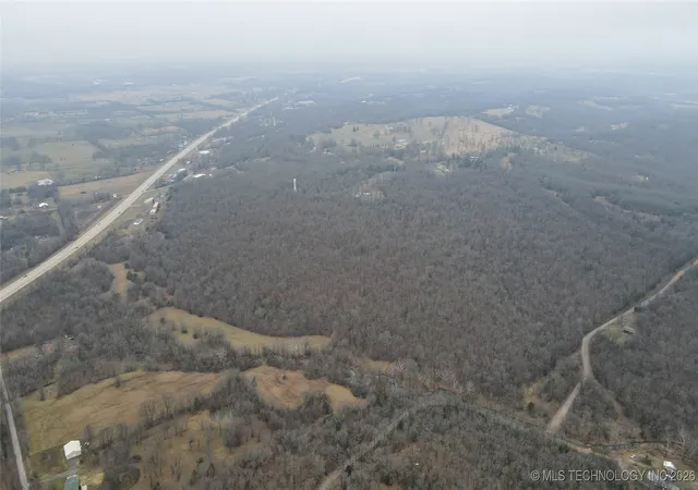 24th image of W 810 Rd, Tahlequah, OK 74464 | MLS# 2600631