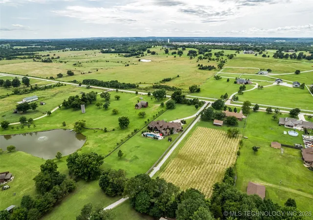 Homes for sale in Bixby, OK | 13533 S Lewis Ave, Bixby, OK 74008 | MLS# 2600649