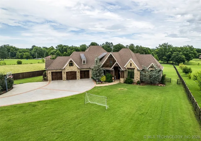 Homes for sale in Bixby, OK | 13533 S Lewis Ave, Bixby, OK 74008 | MLS# 2600649