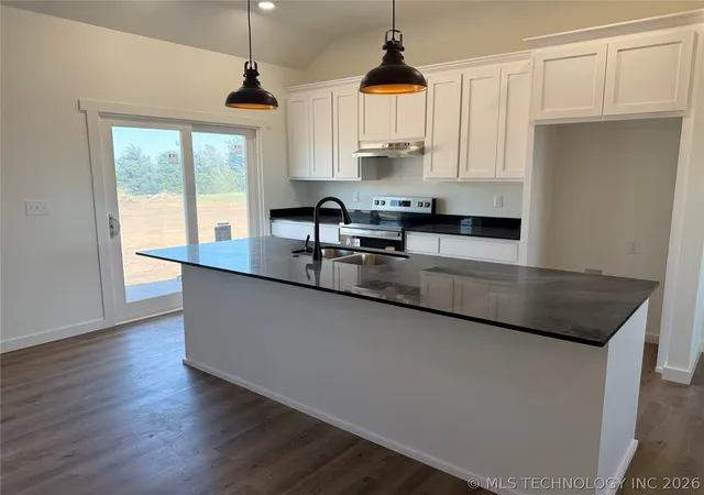 Homes for sale in Tahlequah, OK | 1980 N Everly Dr, Tahlequah, OK 74464 | MLS# 2600681