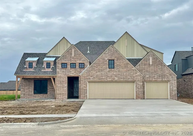 Photo 1 of Single family home for sale at 14449 S Evanston Ave, Bixby, OK 74008 | MLS# 2600864 | Listing updated on 2026-08-25