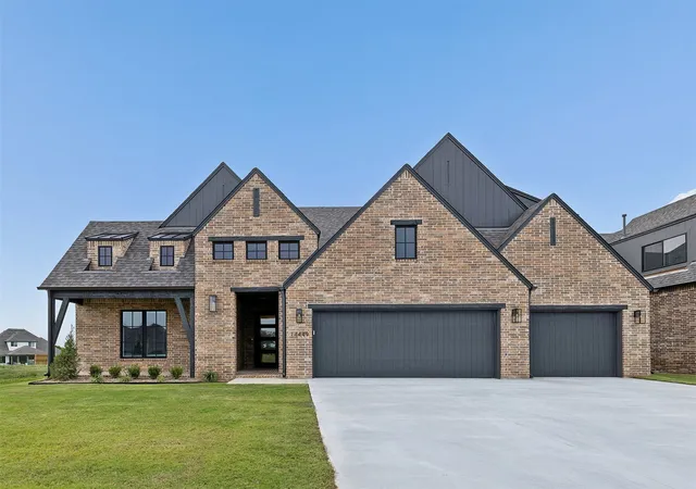 Photo 1 of Single family home for sale at 14449 S Evanston Ave, Bixby, OK 74008 | MLS# 2600864 | Listing updated on 2026-10-06