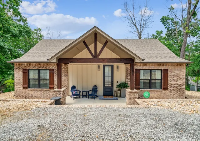 Homes for sale in Eucha, OK | 142 Private Road 61, Eucha, OK 74342 | MLS# 2551293