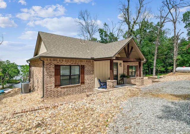 Homes for sale in Eucha, OK | 142 Private Road 61, Eucha, OK 74342 | MLS# 2551293