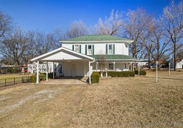 Photo 1 of Single family home for sale at 403 N Choctaw Ave, Claremore, OK 74017 | MLS# 2601060 | Listing updated on 2026-08-28