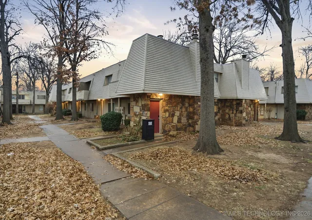 Homes for sale in Tulsa, OK | 2215 E 67th St #1511, Tulsa, OK 74136 | MLS# 2600888