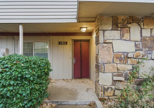 Homes for sale in Tulsa, OK | 2215 E 67th St #1511, Tulsa, OK 74136 | MLS# 2600888
