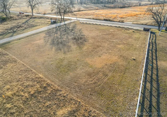 Homes for sale in Ada, OK | 13016 County Road 1557, Ada, OK 74820 | MLS# 2601116