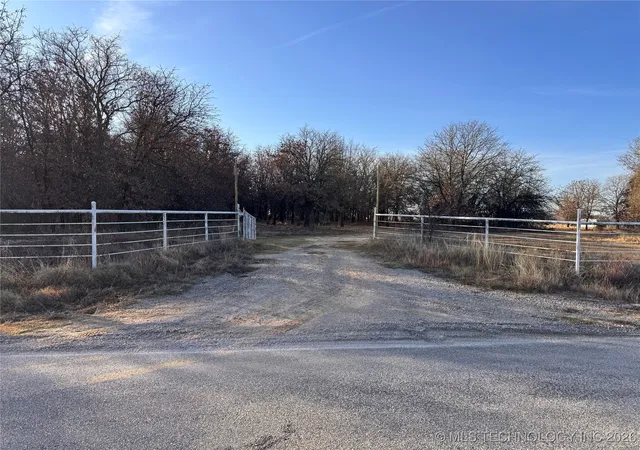 1st image of 191 Enterprise, Lone Grove, OK 73443 | MLS# 2601145