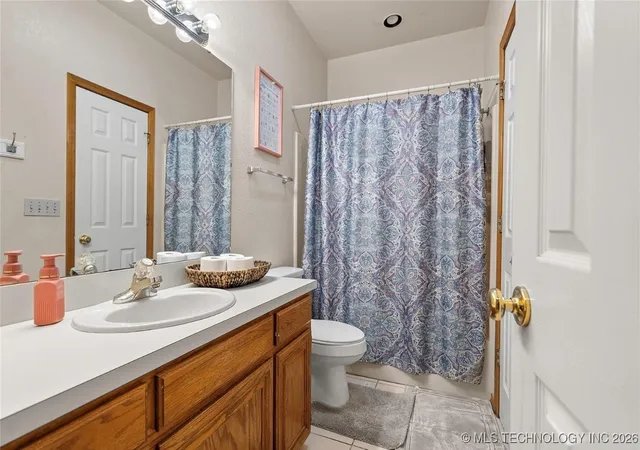 Homes for sale in Ardmore, OK | 1507 Southern Hills Dr, Ardmore, OK 73401 | MLS# 2601191