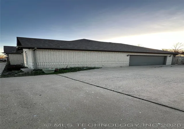 4th image of 1507 Southern Hills Dr, Ardmore, OK 73401 | MLS# 2601191