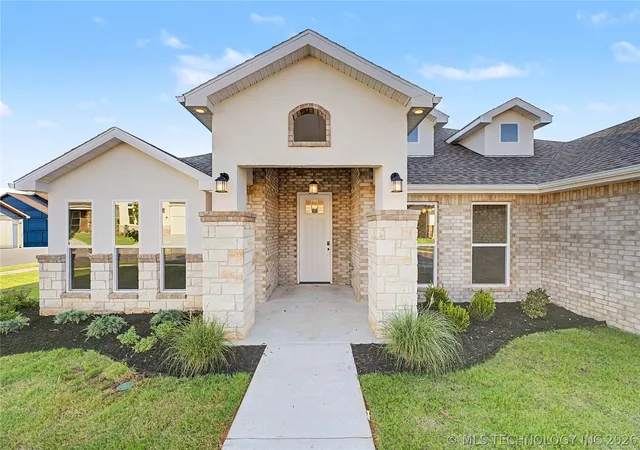 Homes for sale in Jenks, OK | 2091 E 130Th Ln S, Jenks, OK 74037 | MLS# 2601224