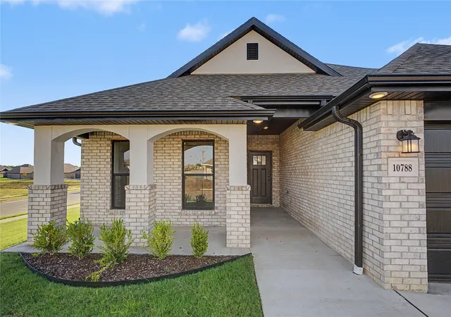 Photo 2 of Single family home for sale at 10788 S 274th Eastavenue, Coweta, OK 74014 | MLS# 2601312 | Listing updated on 2026-08-28