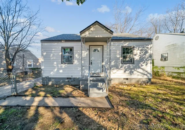 1st image of 1043 N College Ave, Tulsa, OK 74110 | MLS# 2601570