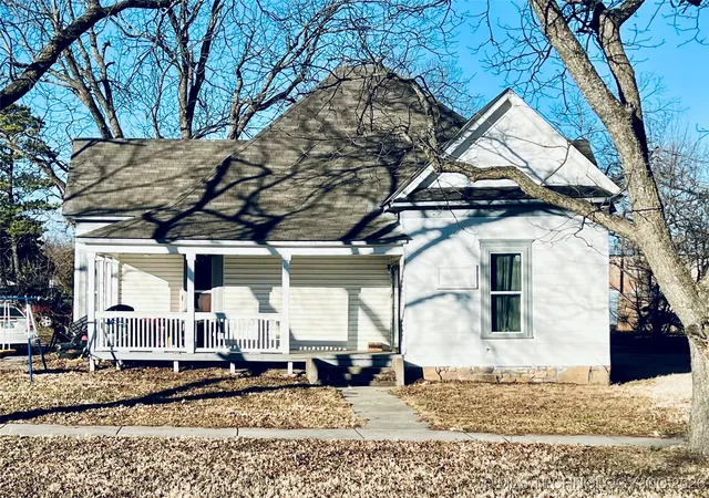 Homes for sale in Ada, OK | 600 W 16th, Ada, OK 74820 | MLS# 2601598