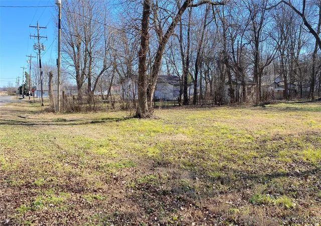 Photo 3 of Sale Pending at 323 Shady Ln, Westville, OK 74965 | MLS# 2601744 | Listing updated on 2026-08-20