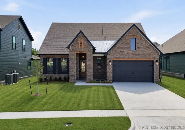 1st image of 5003 N Walnut Pl, Broken Arrow, OK 74012 | MLS# 2601907