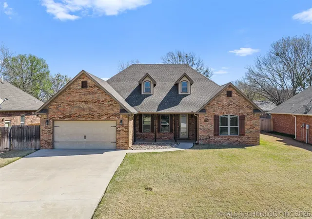Homes for sale in Ardmore, OK | 1310 Buckingham, Ardmore, OK 73401 | MLS# 2550629