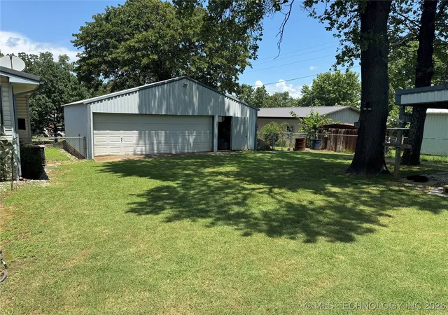 Photo 2 of Sale Pending at 16092 Donna Ln, Madill, OK 73446 | MLS# 2601510 | Listing updated on 2026-08-20